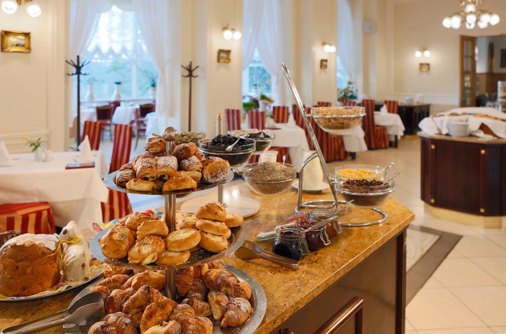 Hotel Vila Livia Karlovy Vary Eksteriør bilde